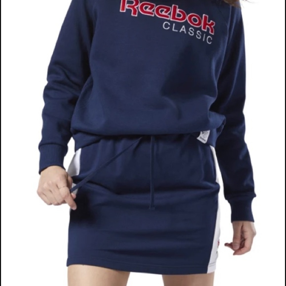 Reebok women’s Classics Jersey Skirt!